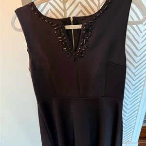 Cynthia Rowley Black Mini Sheath Dress with V-neck and Sleeveless Design